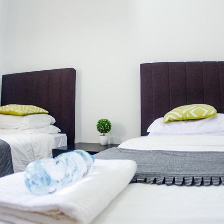 Poni Homestay Muara Dış mekan fotoğraf