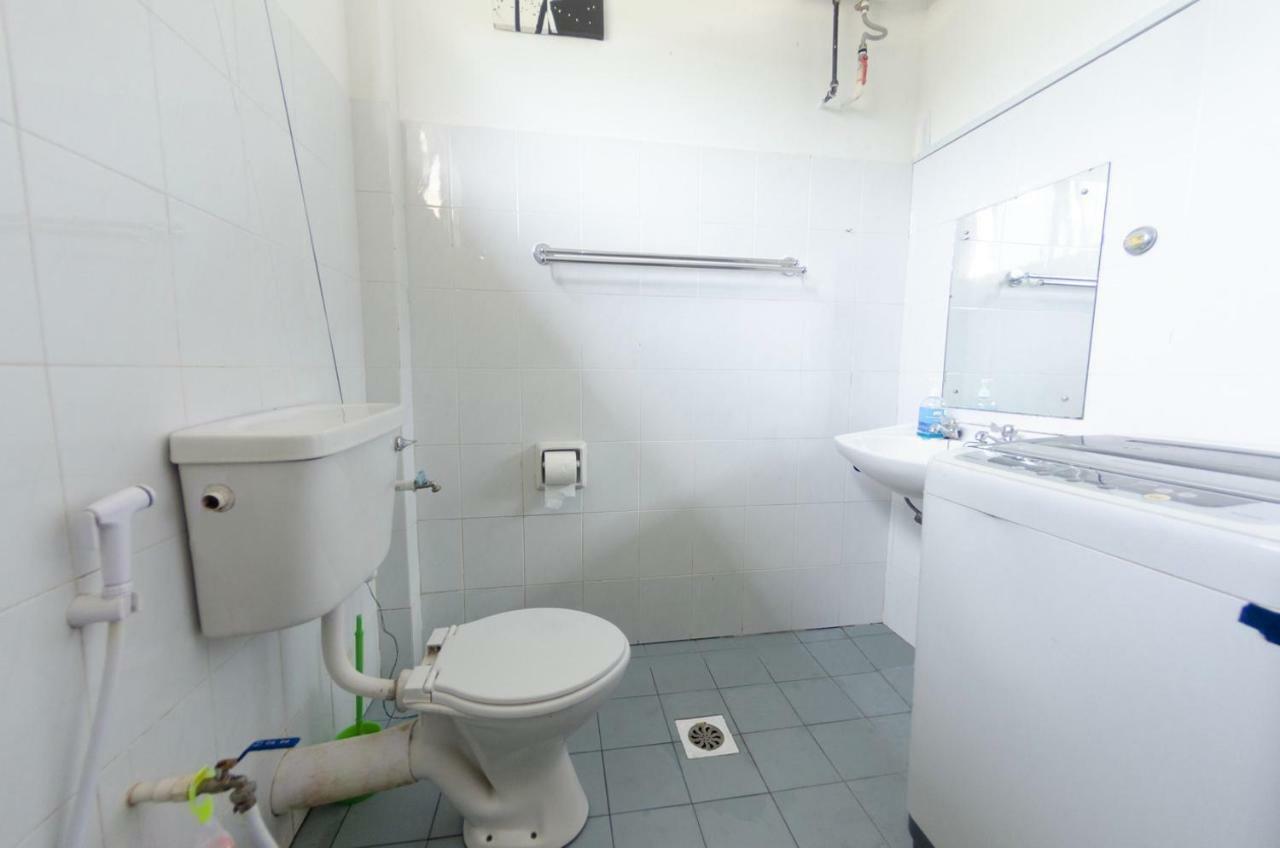 Poni Homestay Muara Dış mekan fotoğraf