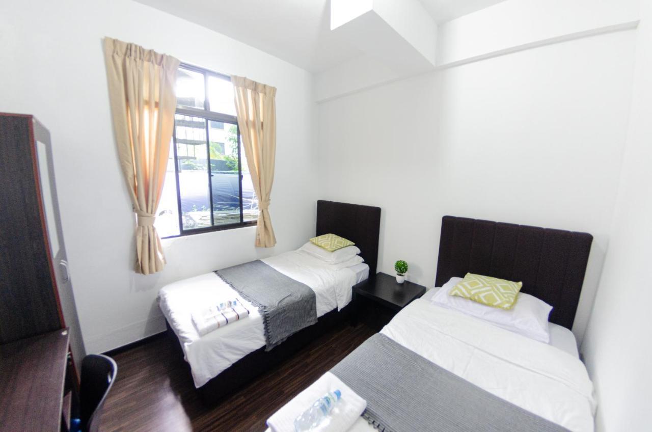 Poni Homestay Muara Dış mekan fotoğraf